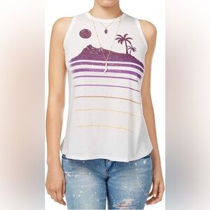 NWT Carbon Copy Island Graphic Top - Size S